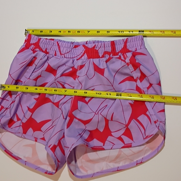 Floral Women's Shorts - Red and Purple - Picture 5 of 8